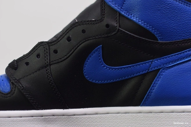 1 Royal (2017) 555088-007 Jordan Retro Air 1110